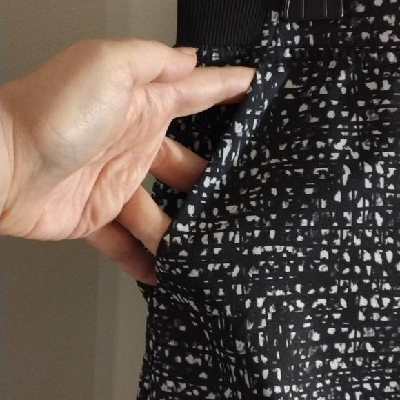 Cypress Club EUC Large black & white skort with front side and back pockets - Picture 2 of 7